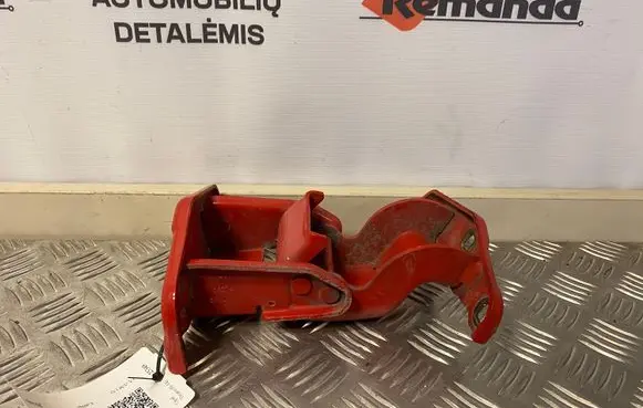 Opel Vivaro Rear door upper hinge 312304 66379