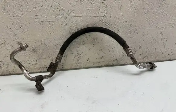 Peugeot Expert Air conditioning (A/C) pipe/hose 9806549380