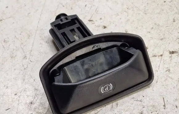 Mercedes-Benz CLS C218 X218 Hand brake release handle A2044200177 105022054