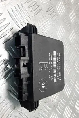 Mercedes-Benz C W203 Door control unit/module 2038206626