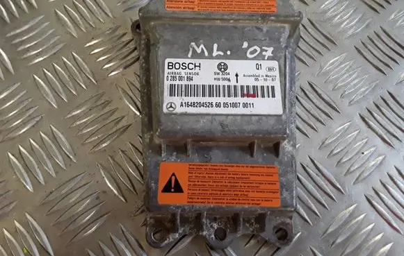 Mercedes-Benz ML W164 Airbag control unit/module 0285001894 A1648204526