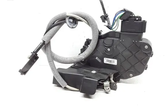 Volvo XC60 Front door lock 30799301