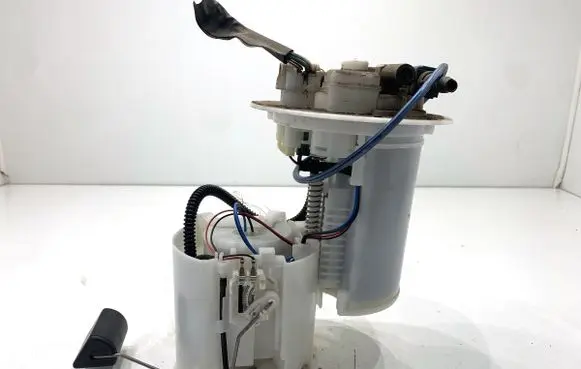 Toyota Avensis T270 In-tank fuel pump 7702005140
