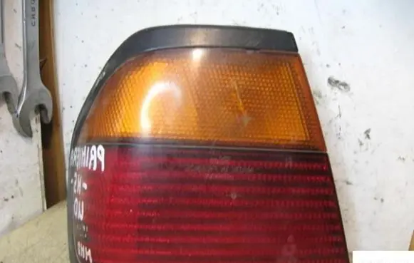 Nissan Primera Rear/tail lights