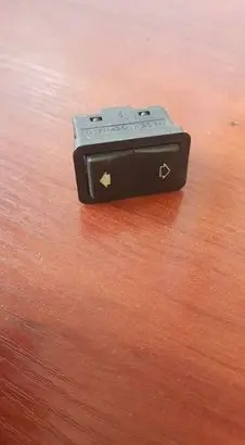 BMW 7 E38 Electric window control switch 8368974