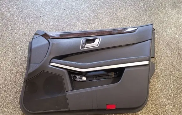 Mercedes-Benz E W212 Front door card panel trim