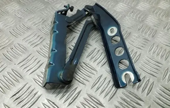 Skoda Fabia Mk2 (5J) Engine bonnet/hood hinges 5J0823301
