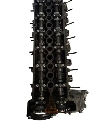 Land Rover Range Rover L322 Engine head 778121403 327025246 A4327025246