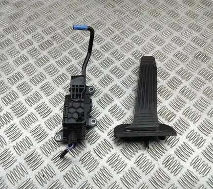 Lexus NX Accelerator throttle pedal 7811042071 2701001080