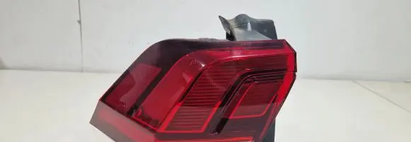 Volkswagen Tiguan Rear/tail lights 5NA945095D