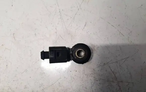 Volkswagen Touran I Detonation knock sensor 030905377C