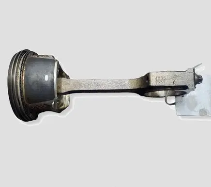 Mazda 6 Piston with connecting rod