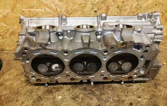 Nissan Murano Z50 Engine head LCD7 3xmwso