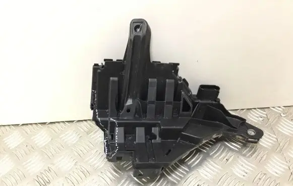 Mercedes-Benz E W238 Fuse module DBPD924