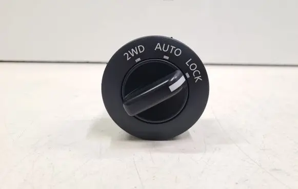 Nissan X-Trail T30 Differential lock switch 
