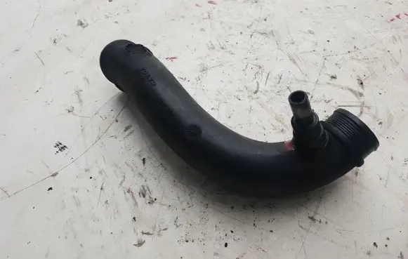 Volvo XC90 Intercooler hose/pipe 30714480