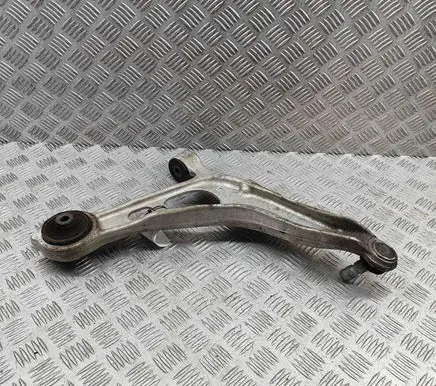 Nissan Qashqai J12 Front lower control arm/wishbone 545016UA0A