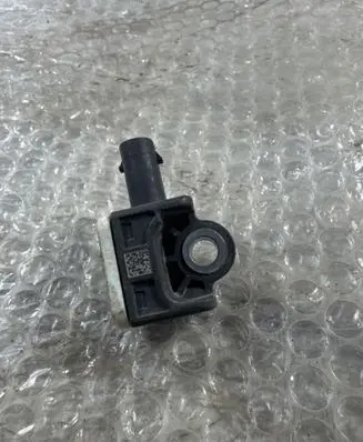 Mercedes-Benz GLE AMG (W166 - C292) Airbag deployment crash/impact sensor A1668210151 4725965 56054085AA