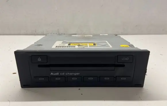 Audi A4 S4 B7 8E 8H CD/DVD changer 8E0035111D CXCA1492GC AUZ5ZAE2029204