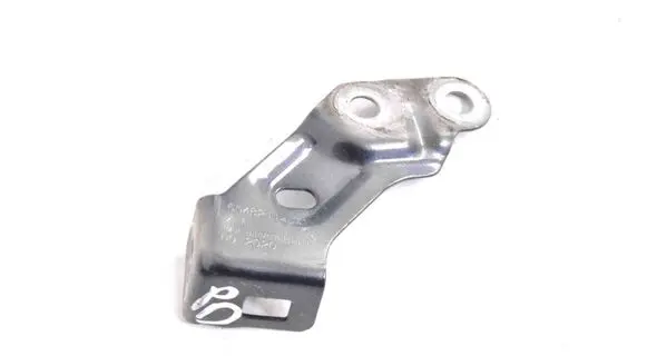 Skoda Kamiq Fender mounting bracket 654821149A