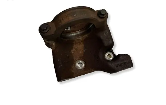Volvo V40 Driveshaft support bearing bracket 31258703