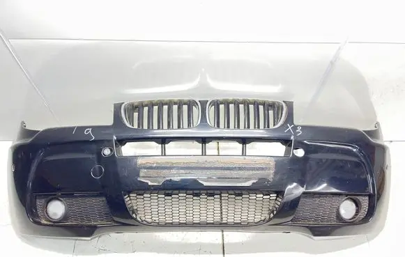 BMW X3 E83 Front bumper 3417729