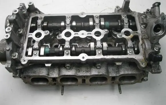 Nissan Juke I F15 Engine head 