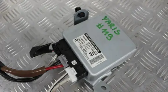 Toyota Yaris Other control units/modules 896500D251