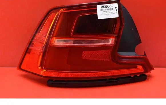 Volvo S90, V90 Rear/tail lights 31698712