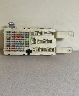 Hyundai Santa Fe Fuse module 919502B200 1006905046 282000699060457