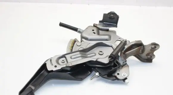 Infiniti Q50 Handbrake/parking brake lever assembly