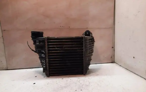 Seat Toledo II (1M) Intercooler radiator 1J0145803F 862328X 8623287