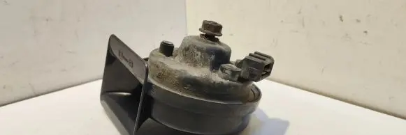 Audi A4 S4 B5 8D Horn signal 0092018