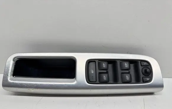 Volvo V50 Electric window control switch 31334349