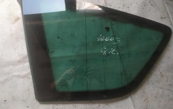 Ford S-MAX Rear side window as3