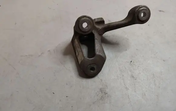 Chevrolet Corvette C7 Engine mounting bracket 23207231