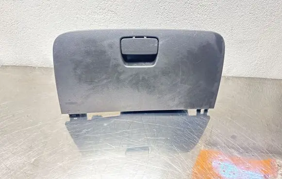 Opel Mokka Glove box AVF90521