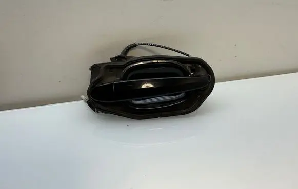 BMW 6 E63 E64 Front door exterior handle 7191618 7191940