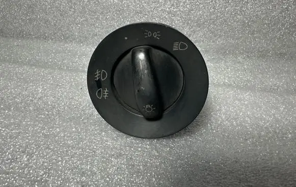 Porsche Cayenne (9PA) Light switch 7L5941531B