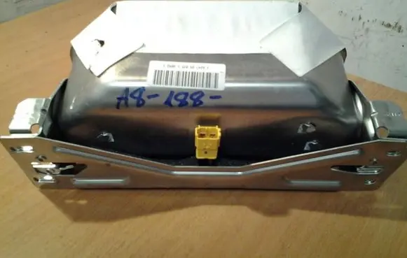 Audi A8 S8 D3 4E Passenger airbag 4E0880203C