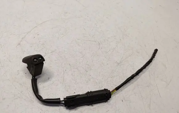 Mini One - Cooper R50 - 53 Windshield washer spray nozzle 61667146378 61667061614