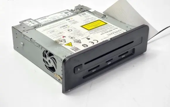 Audi A4 S4 B9 8W CD/DVD changer 8W5035035C