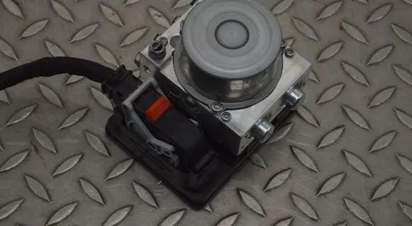 Skoda Enyaq iV ABS Pump 1EA614517AR 1EA614517