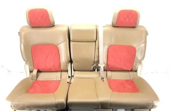 Toyota Highlander XU40 Second row seats 