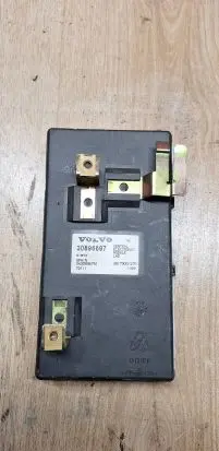 Volvo S40, V40 Comfort/convenience module 30896697 3817900210 W30896751
