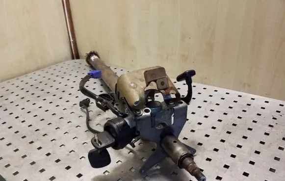 Subaru Forester SF Ignition lock