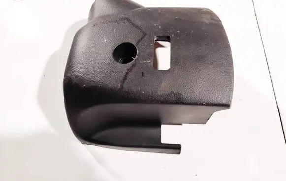 Chevrolet Cruze Steering wheel column trim