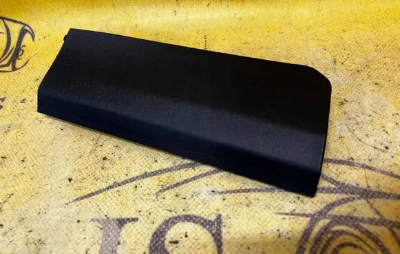 Ford Escape IV (A) pillar trim LJ6BS04481A