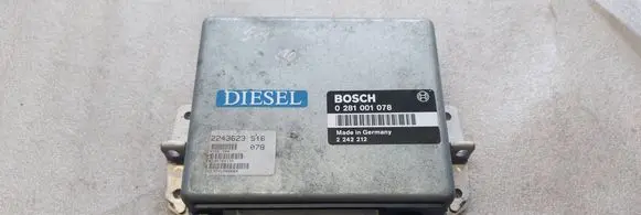 BMW 5 E34 Engine control unit/module 0281001078 2242212