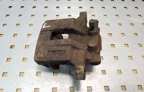 Mitsubishi ASX Rear brake caliper